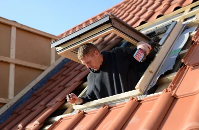Pose de fenêtres de toit Velux à Vouvant